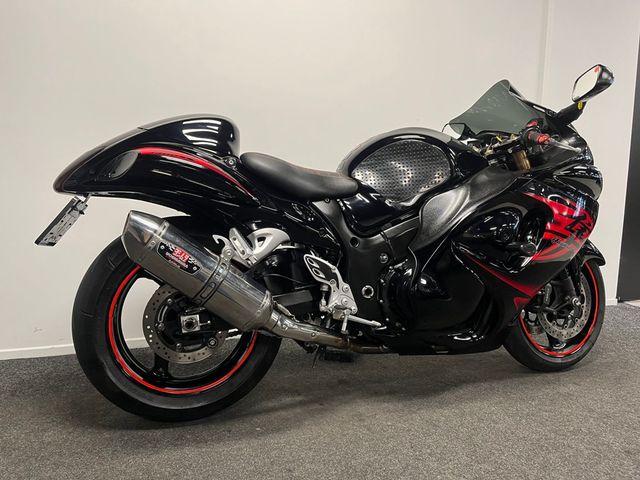 suzuki - gsx-r-1300-hayabusa