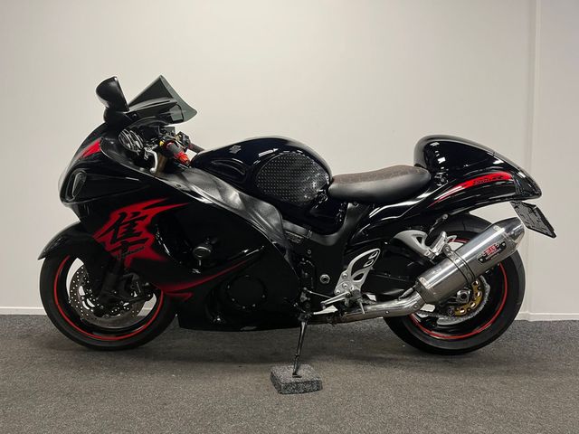suzuki - gsx-r-1300-hayabusa