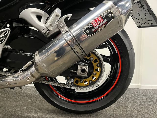 suzuki - gsx-r-1300-hayabusa