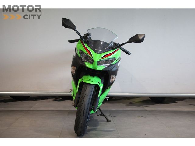 kawasaki - ninja-400