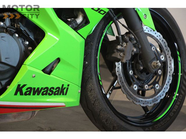 kawasaki - ninja-400
