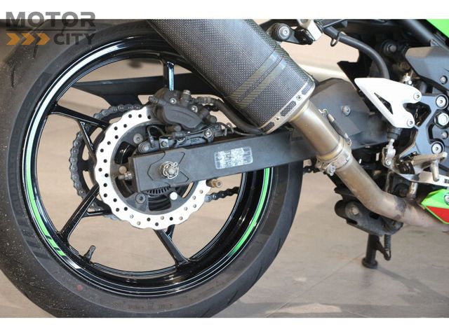 kawasaki - ninja-400