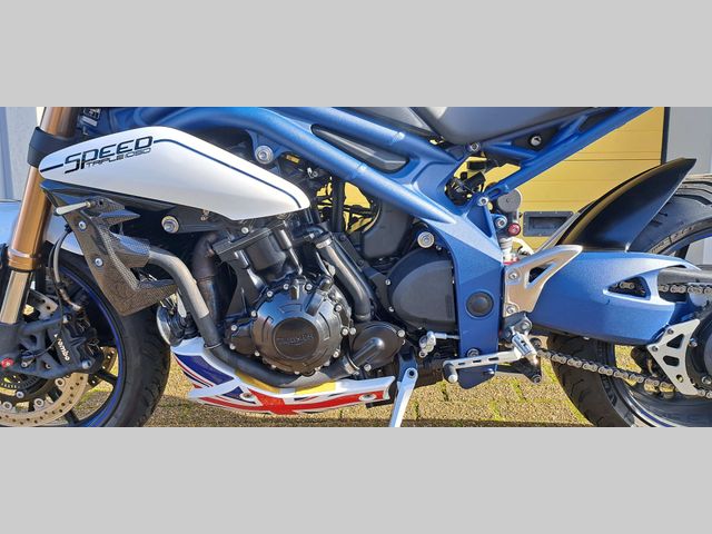 triumph - speed-triple-1050-abs