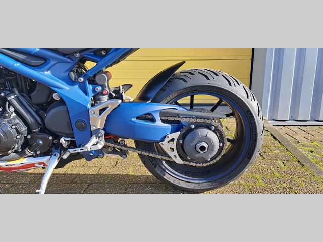 triumph - speed-triple-1050-abs