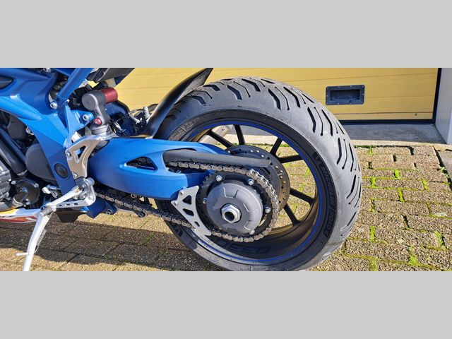 triumph - speed-triple-1050-abs