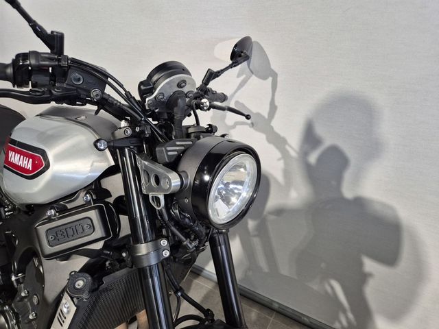 yamaha - xsr-900-abs