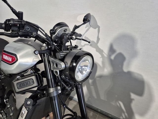 yamaha - xsr-900-abs