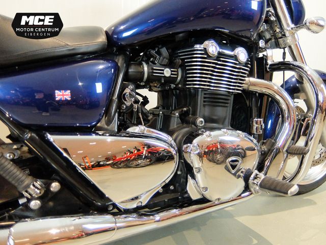 triumph - thunderbird