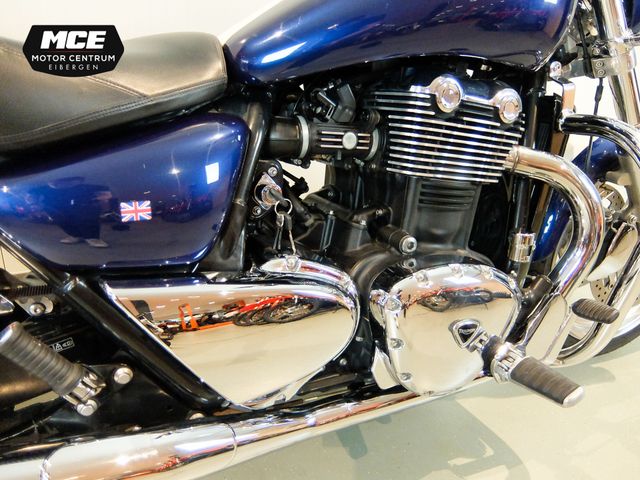 triumph - thunderbird