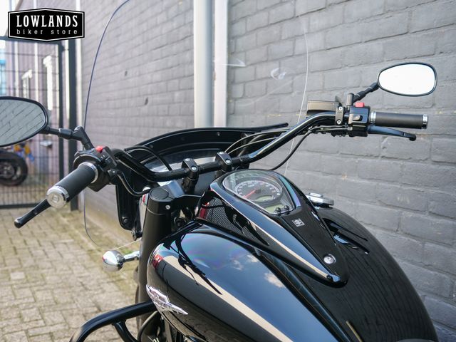 suzuki - vl-1500-lc-intruder
