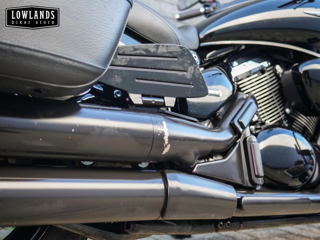 suzuki - vl-1500-lc-intruder