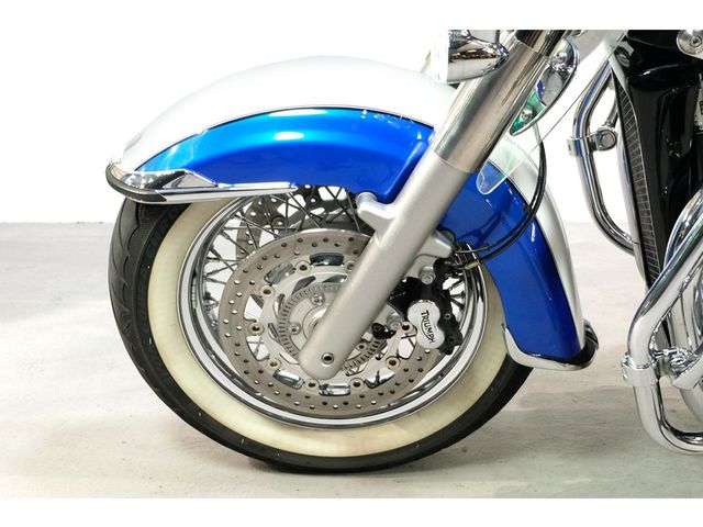 triumph - thunderbird