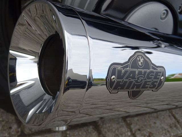 bmw - r-18