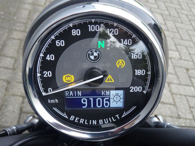 bmw - r-18