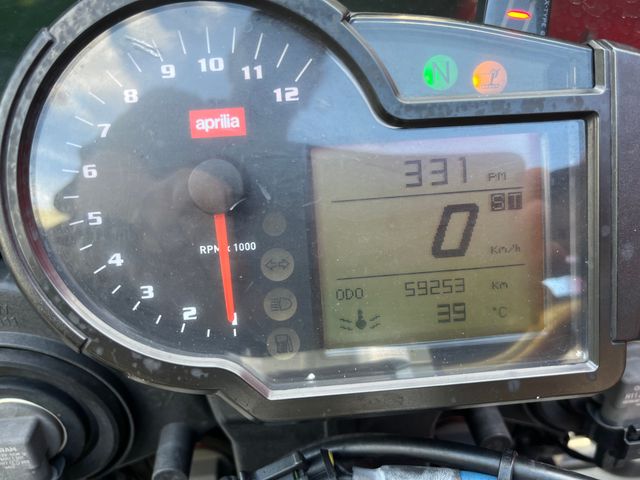 aprilia - tuono-1000-r