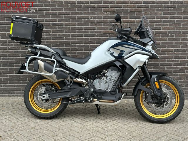 cfmoto - 800-mt-explorer