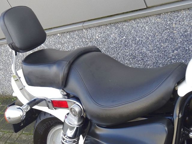 honda - vf-750-c-supermagna