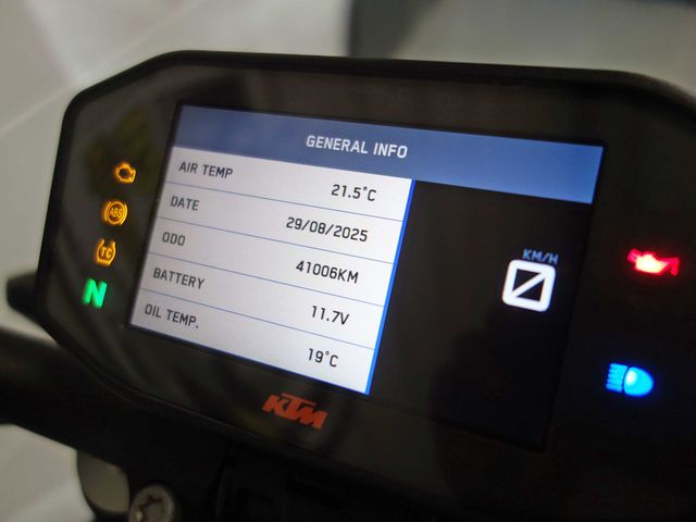 ktm - 1290-super-duke-r