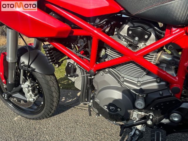ducati - 796-hypermotard