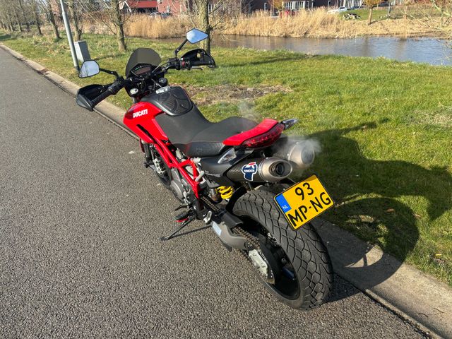 ducati - 796-hypermotard