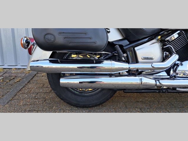yamaha - xvs-1100-a-dragstar-classic