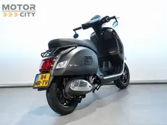 Vespa GTS 300 Supertech HPE 2022 occasion – foto 6 van 17