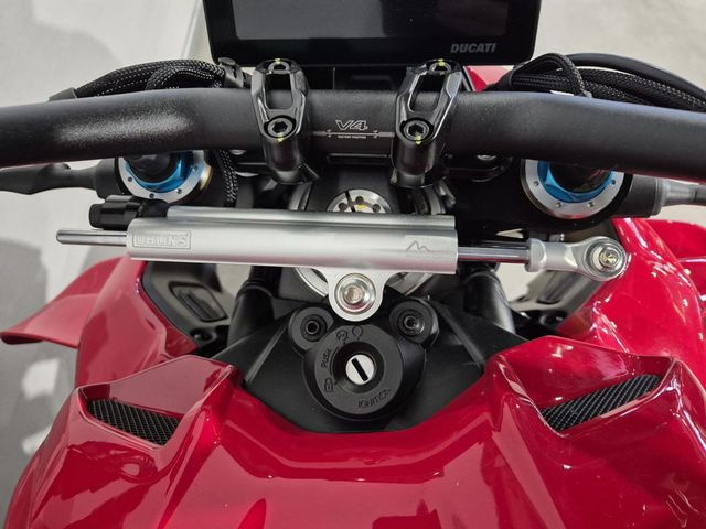 ducati - streetfighter-v4s