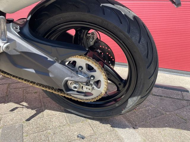 ducati - monster-696