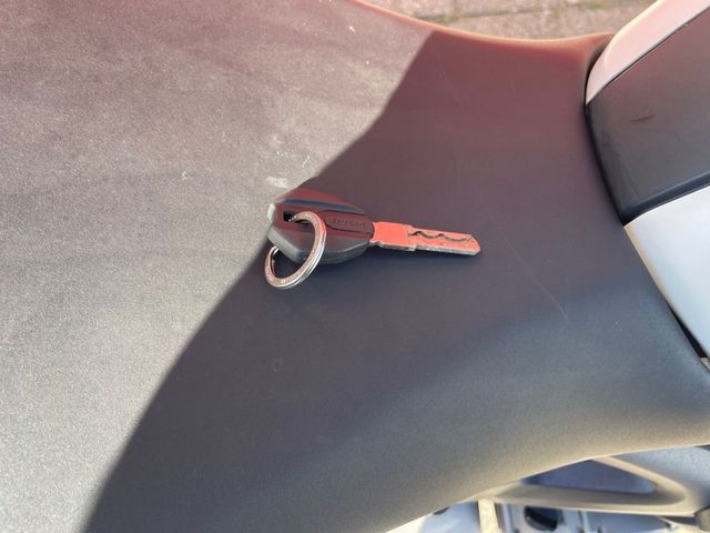 ducati - monster-696