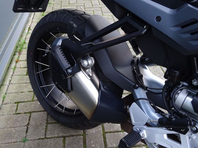 moto-guzzi - stelvio