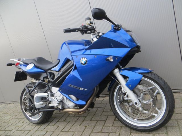 bmw - f-800-st