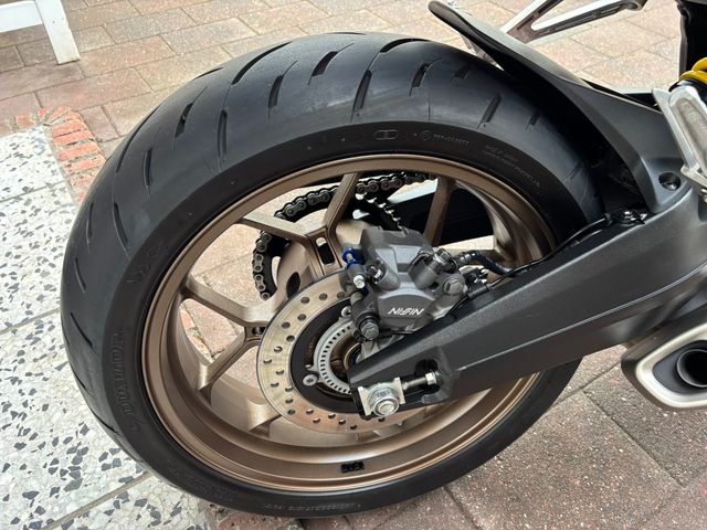 honda - cb-650-r-neo-sports-cafe