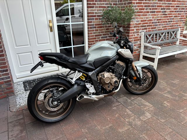 honda - cb-650-r-neo-sports-cafe