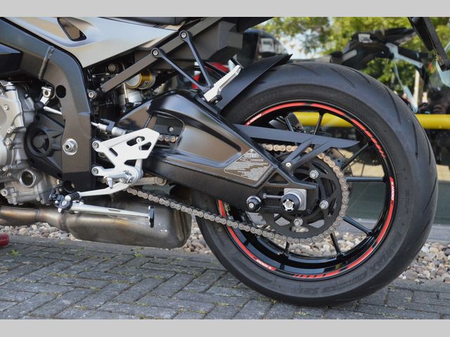 bmw - s-1000-r