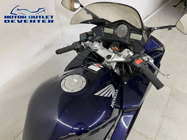 honda - vfr-800-fi-vtec