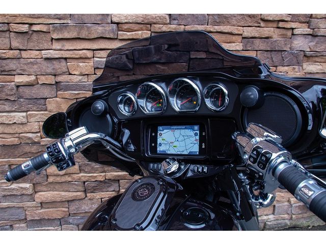 harley-davidson - street-glide-cvo-flhxse