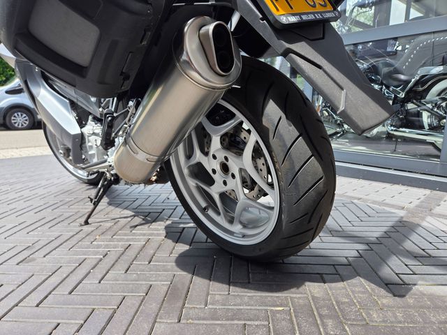 bmw - f-800-st