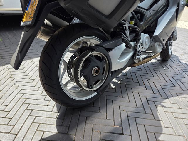 bmw - f-800-st