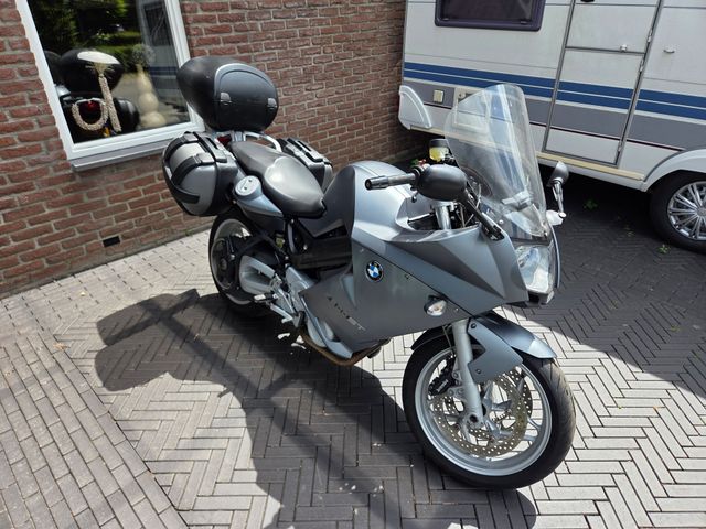 bmw - f-800-st