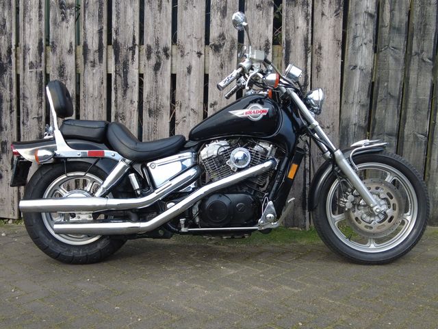 honda - vt-1100-c-shadow