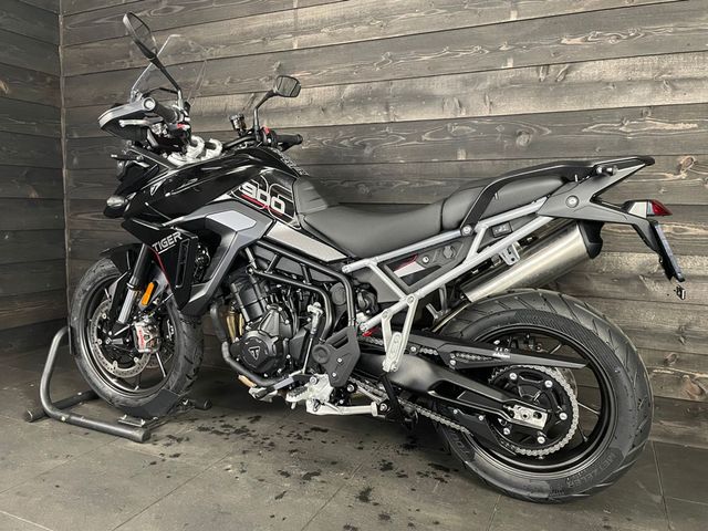 triumph - tiger-900-gt-pro