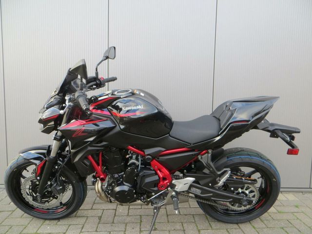 kawasaki - z650-sport-edition
