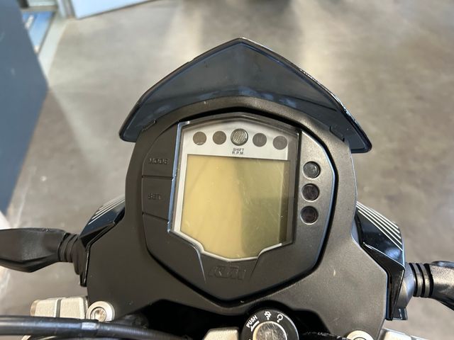 ktm - 390-duke