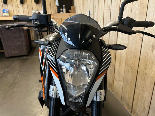 ktm - 390-duke
