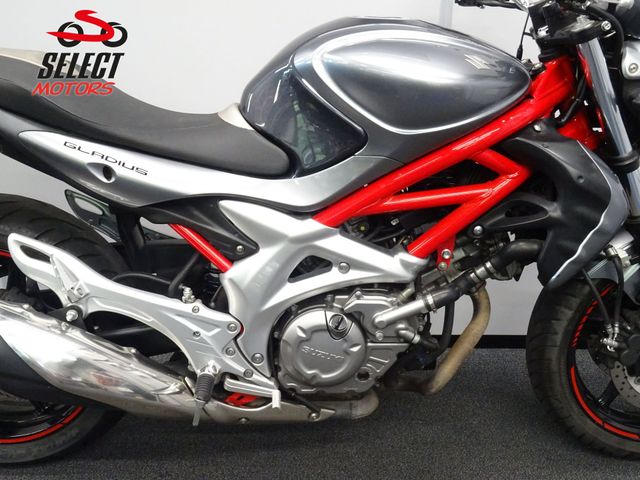 suzuki - sfv-650-gladius