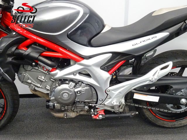 suzuki - sfv-650-gladius