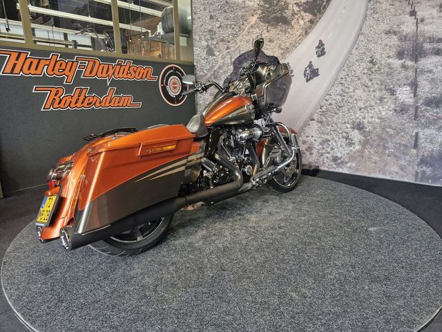 harley-davidson - road-glide-screamin-eagle-cvo-fltrxse