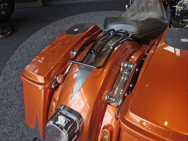 harley-davidson - road-glide-screamin-eagle-cvo-fltrxse