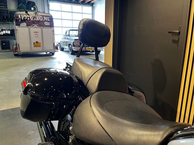 suzuki - 1500-intruder-lc