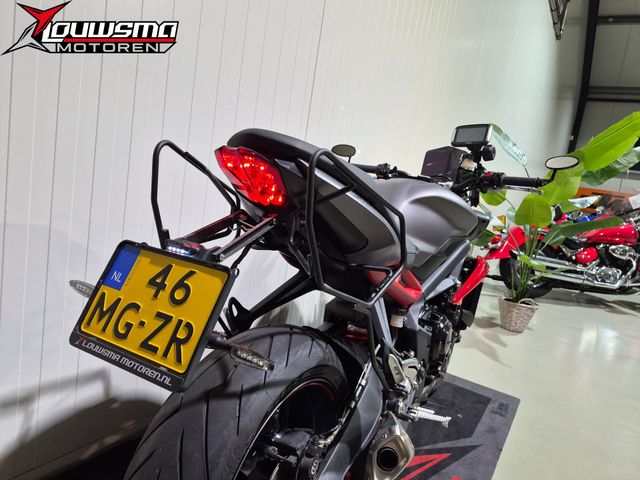 triumph - street-triple-r